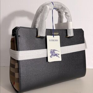 $1950 NEW Burberry Women's BLACK BANWELL  Leather Tote Bag with dustbag
